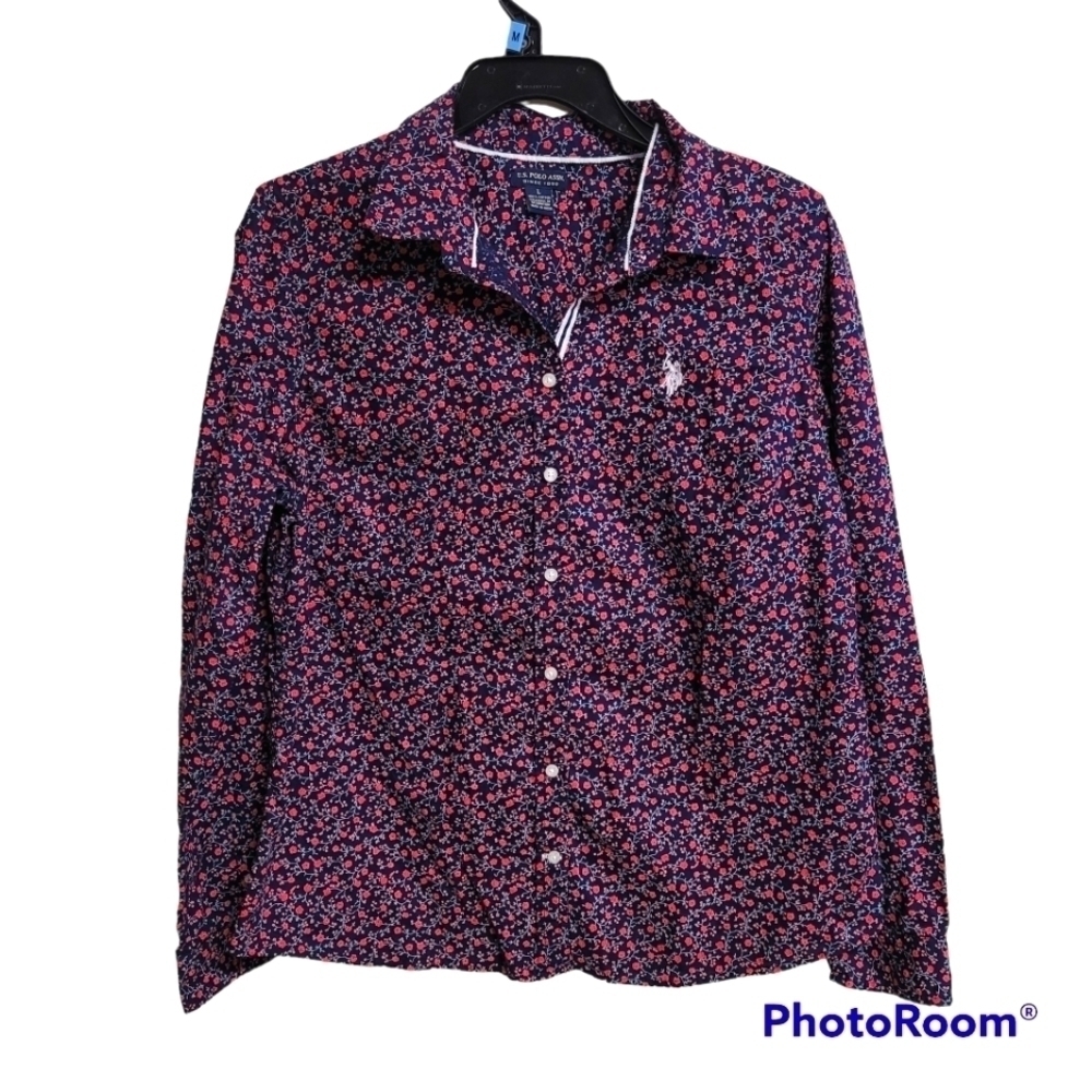U.S. Polo Assn‎ Navy Blue Floral Button Down Top